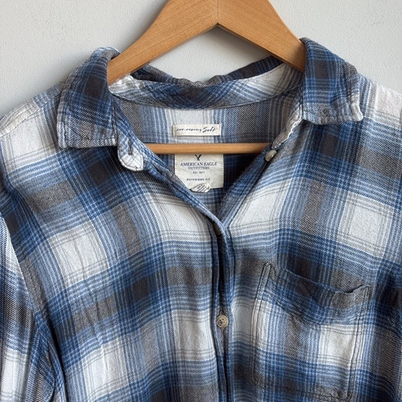 American Eagle Plaid Flannel Boyfriend Fit Medium - Picture 2 of 3